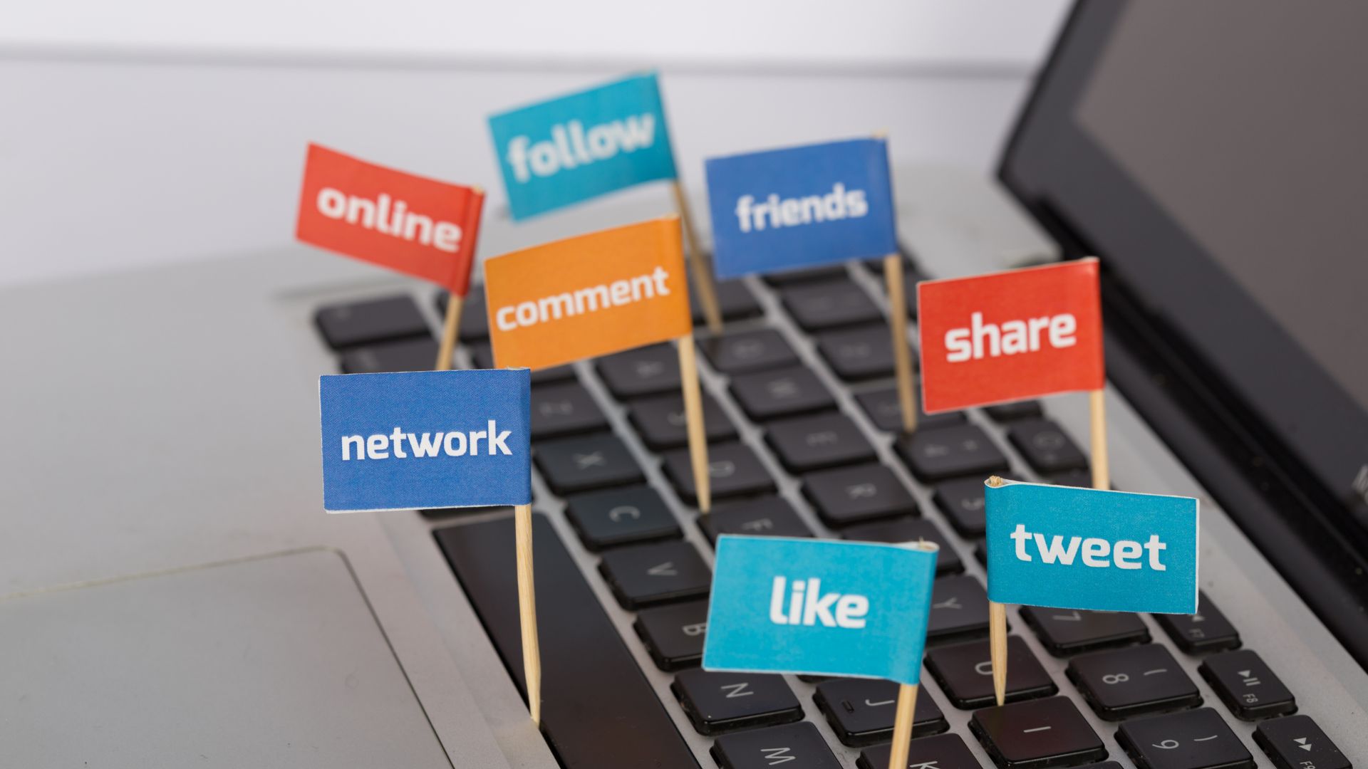 Beneficios Redes Sociales